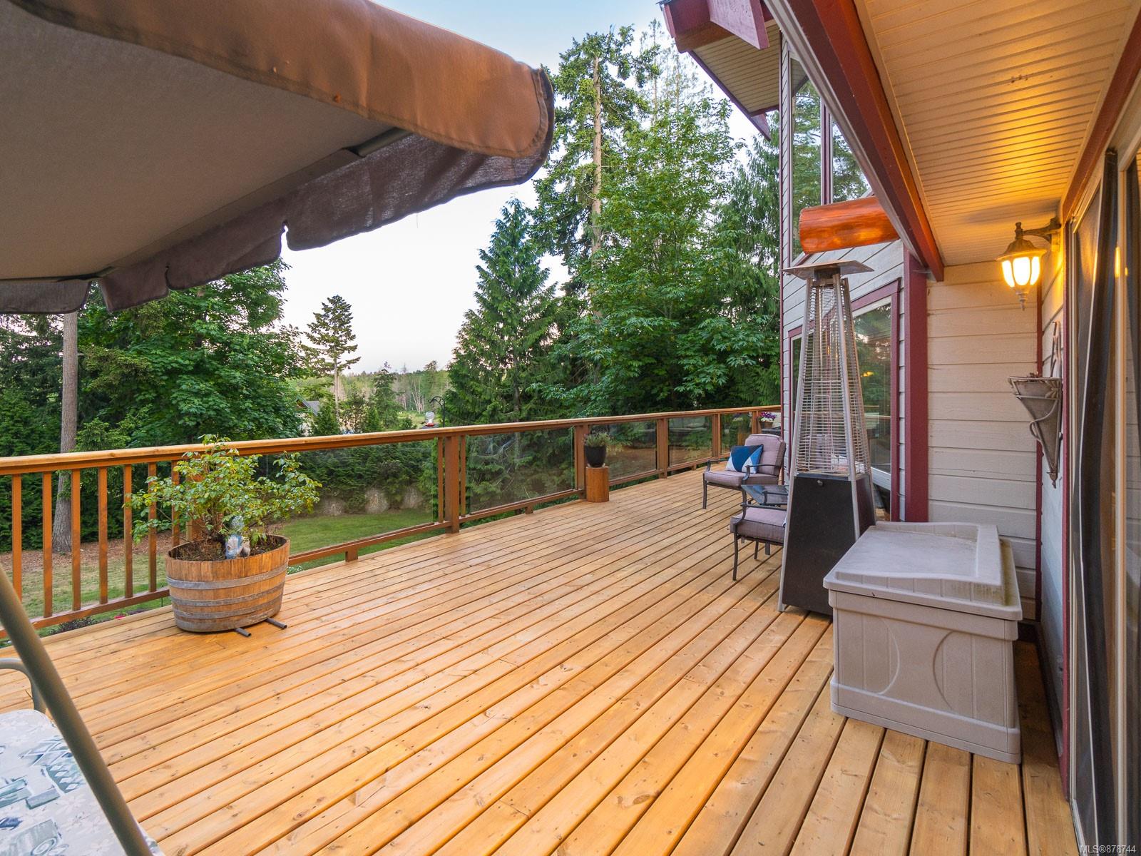 1298 Fielding Road, Nanaimo, BC, V9X 1K8 878744 Carol Warkentin and