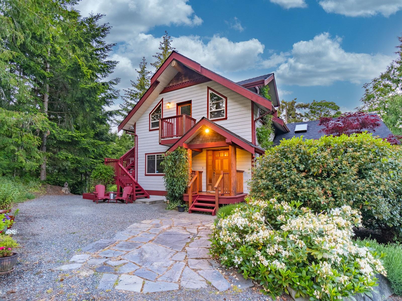 1298 Fielding Road, Nanaimo, BC, V9X 1K8 878744 Carol Warkentin and