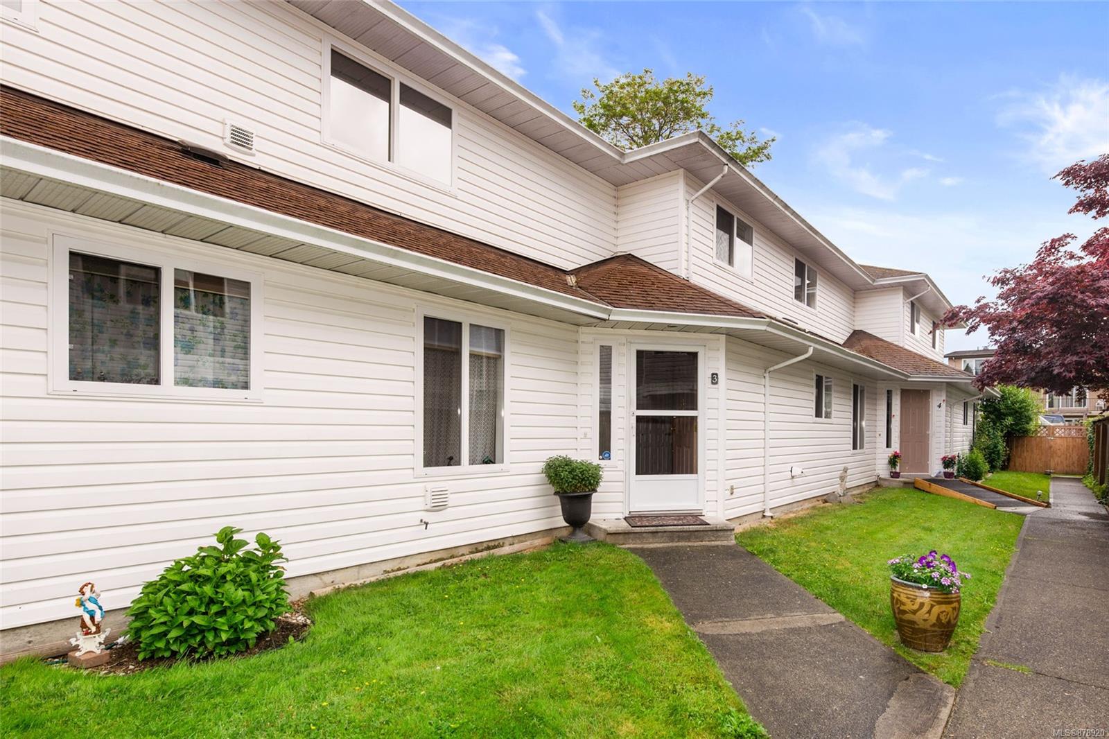 3 2516 Dingwall Street, Duncan, BC, V9L 2Y9 878920 Dane Kingsbury