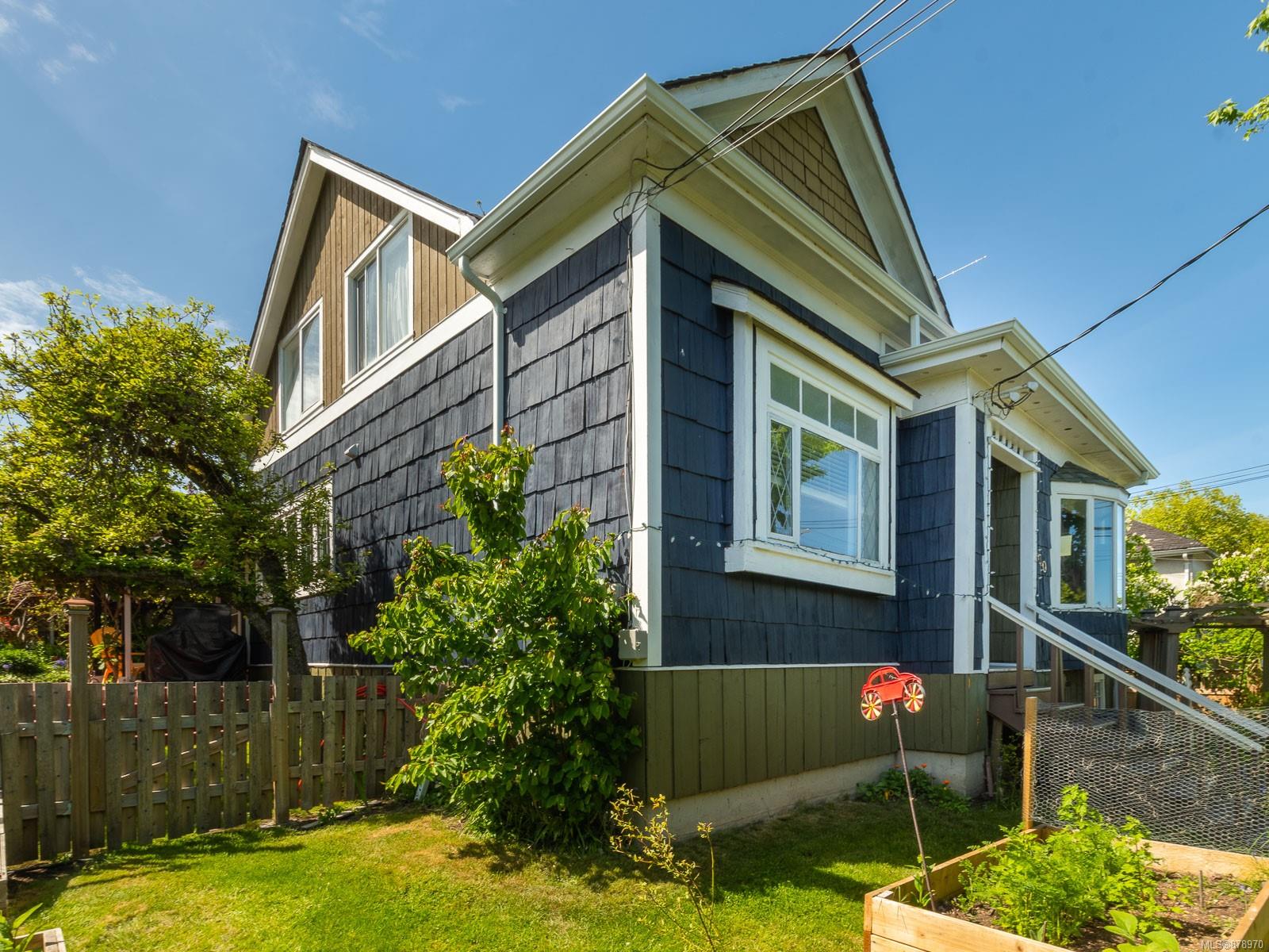 430 Victoria Road, Nanaimo, BC, V9R 4R3 878970 Carol Warkentin and