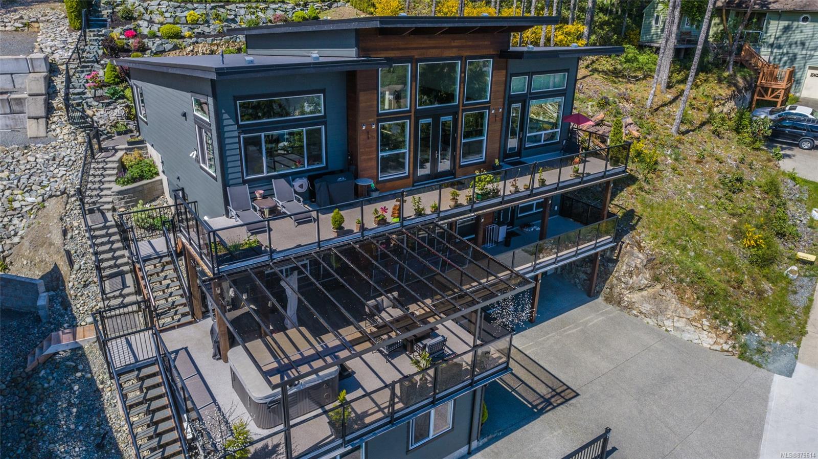 3 826 Craig Road, Ladysmith, BC, V9G 2C4 879614 Carol Warkentin