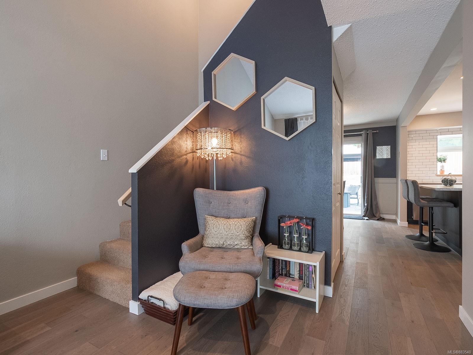 440 Resolution Place, Ladysmith, BC, V9G 1P8 883540 Carol Warkentin