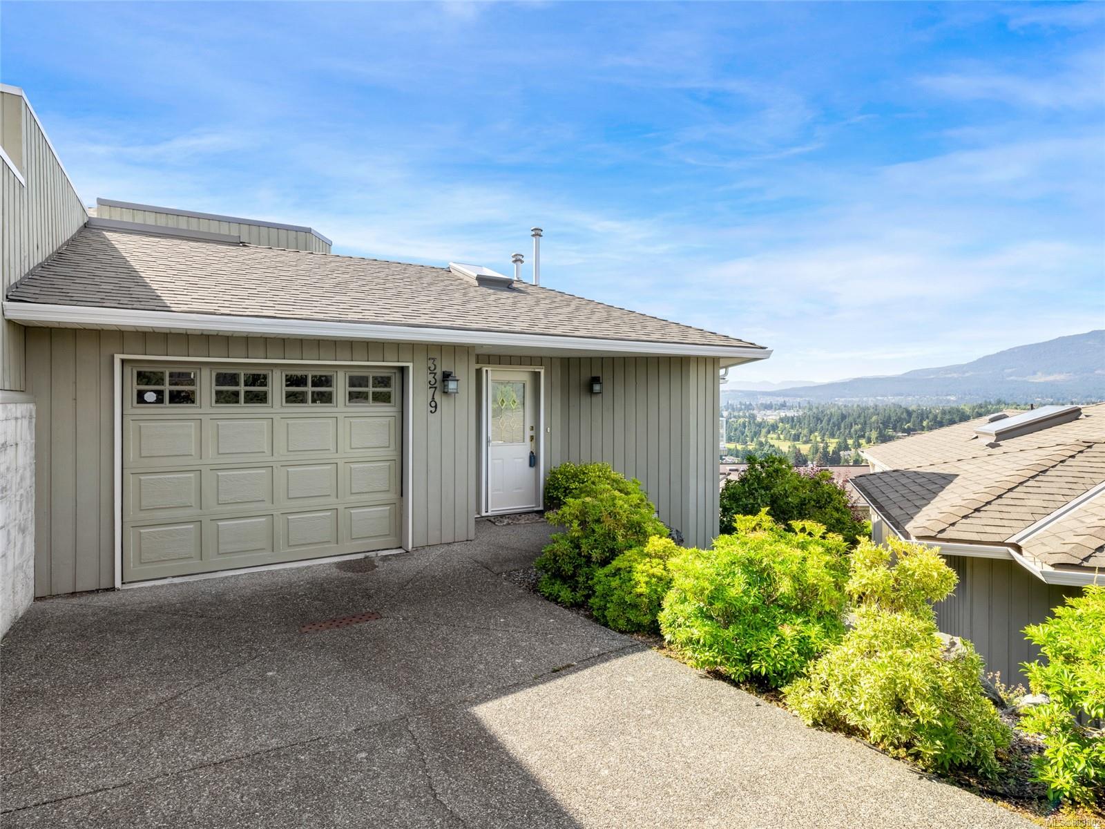 3379 Edgewood Drive, Nanaimo, BC, V9T 5V2 883802 Cody Dreger and