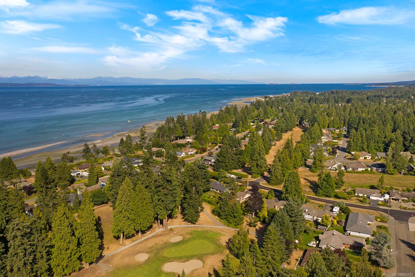 464 Eaglecrest Dr, Qualicum Beach, BC, CA 883980 Stacey Juss