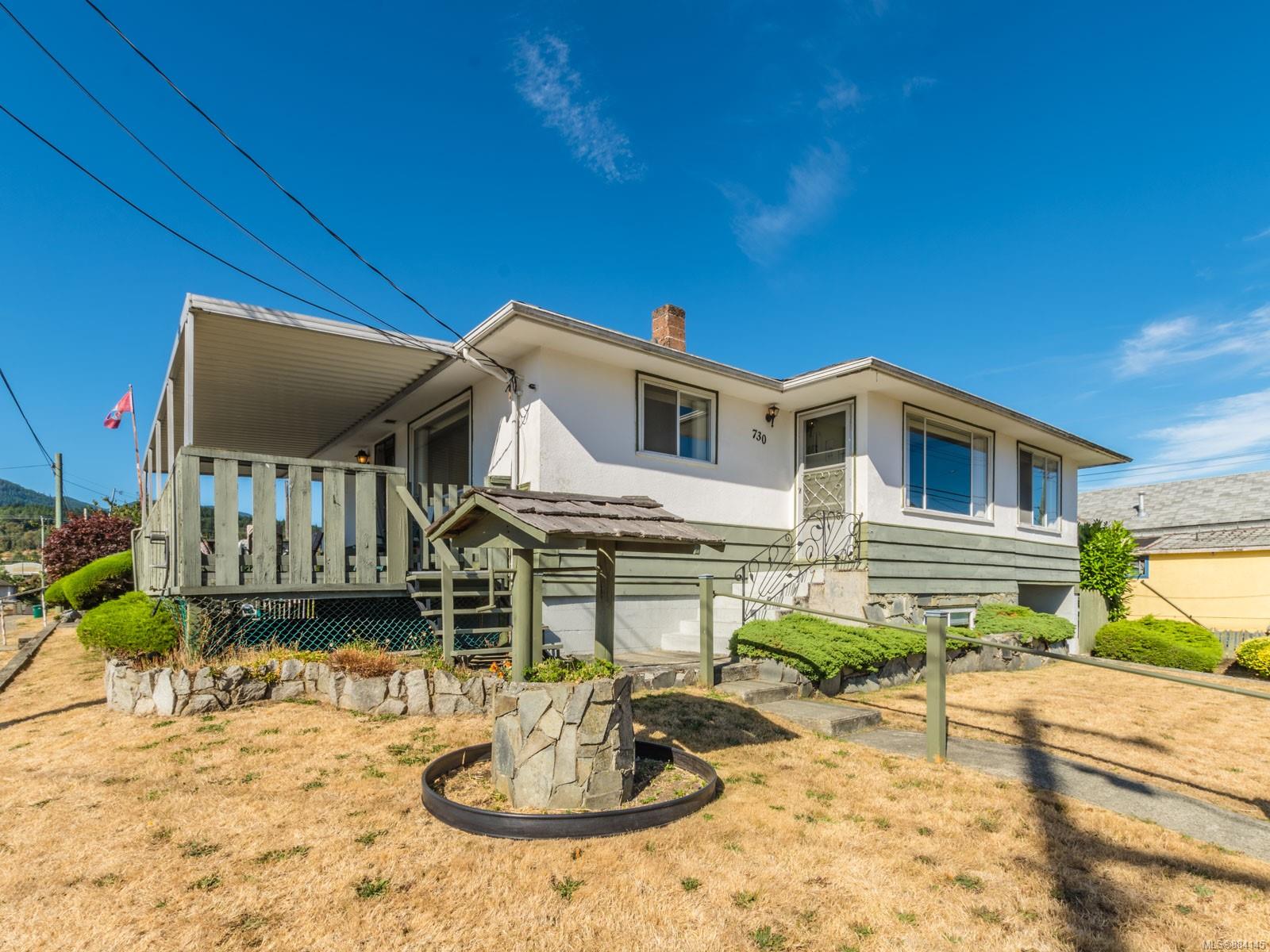 730 4th Avenue, Ladysmith, BC, V9G 1T4 884145 Carol Warkentin and