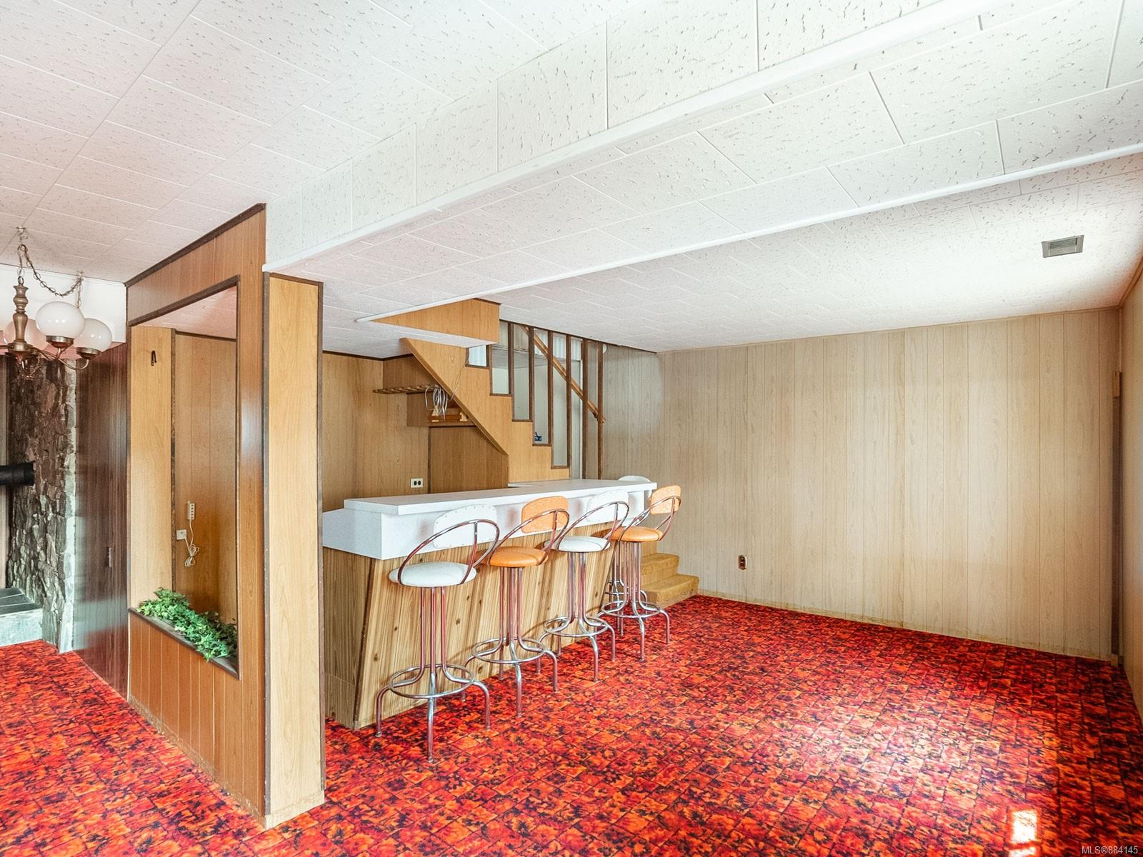 730 4th Avenue, Ladysmith, BC, V9G 1T4 884145 Carol Warkentin and