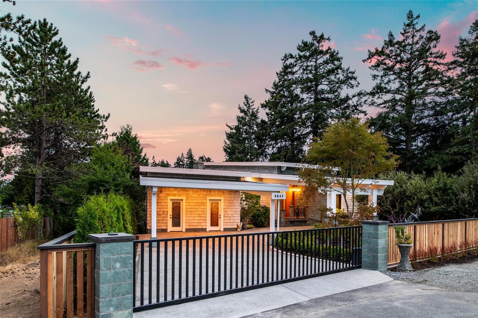 3841 Duke Road, Metchosin, BC, V9C 4B2 884507 Jaret Andrews Personal Real Estate Corporation