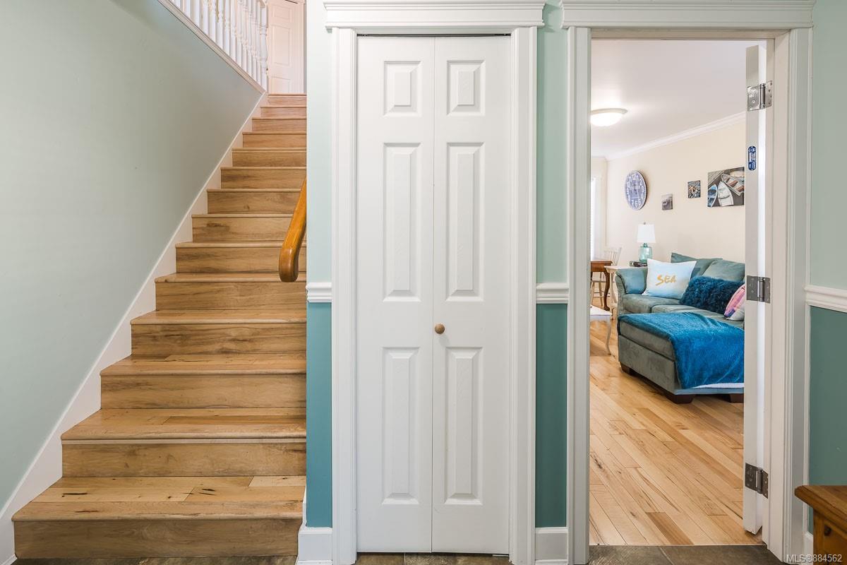 2745 Departure Bay Road, Nanaimo, BC, V9S 3W9 884562 Carol