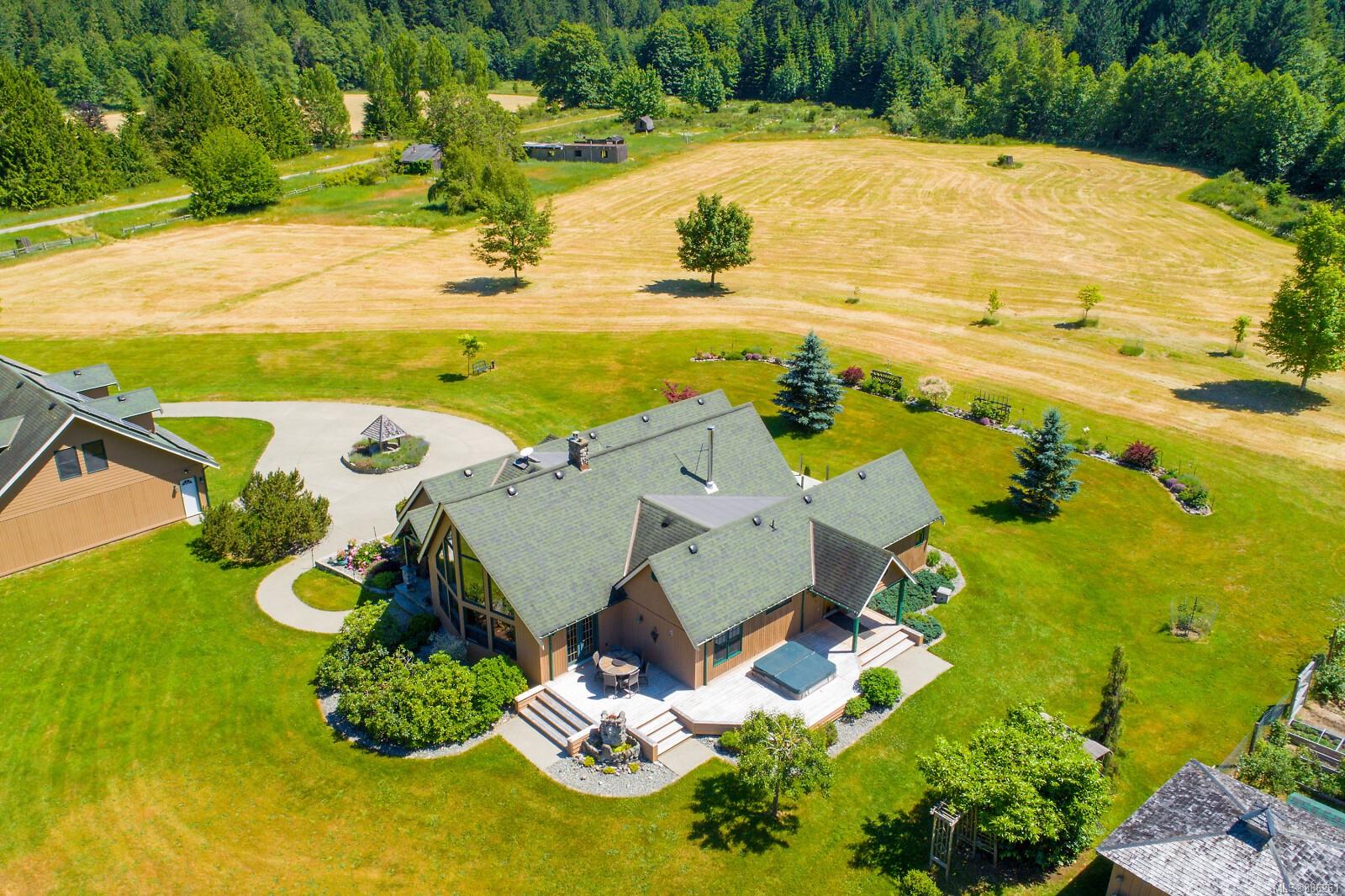 3775 Mountain Rd, Cobble Hill, BC, V9L 6N4 886261 Sarah Doyle