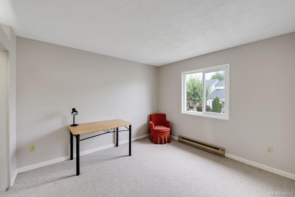 47, 7925 Simpson Road, Central Saanich, BC, V8M 1L3 886899 Rob Rolston Real Estate Agent