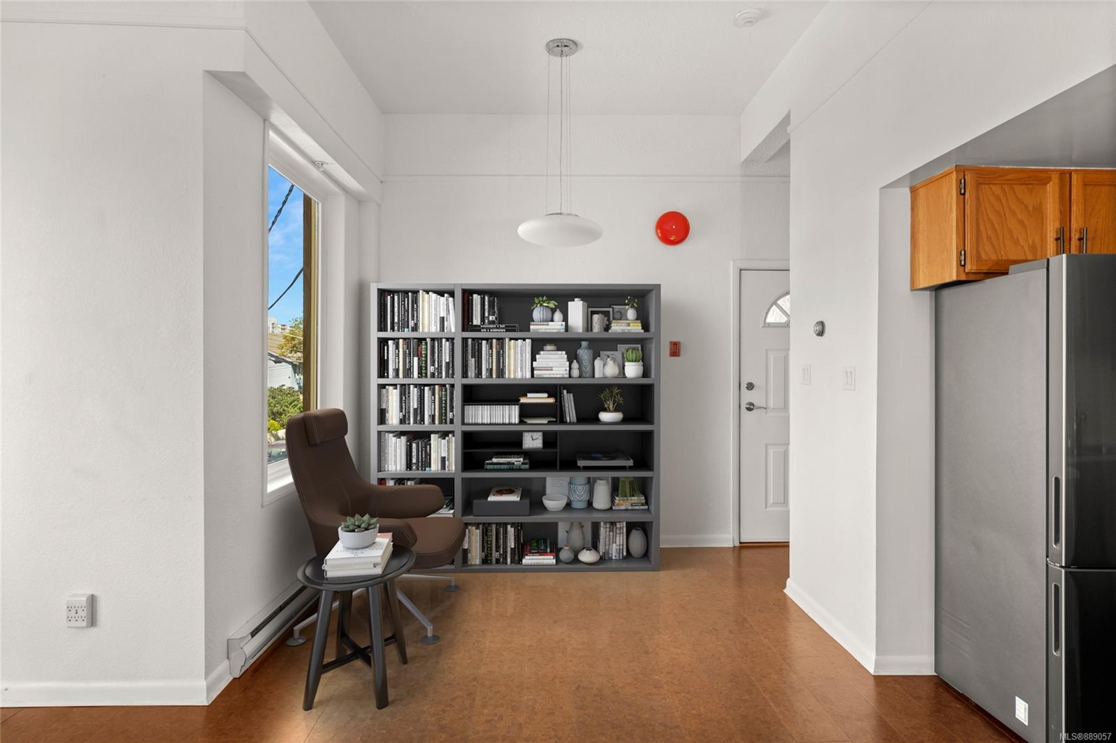 3 502 Dallas Road, Victoria, BC, V8V 1B2 889057 Paul Vandermade