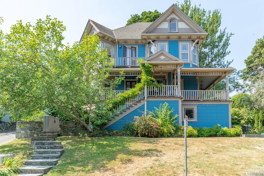 1140 Arthur Currie Lane, Victoria, BC, V9A 7H3 889320 Mike Boorman