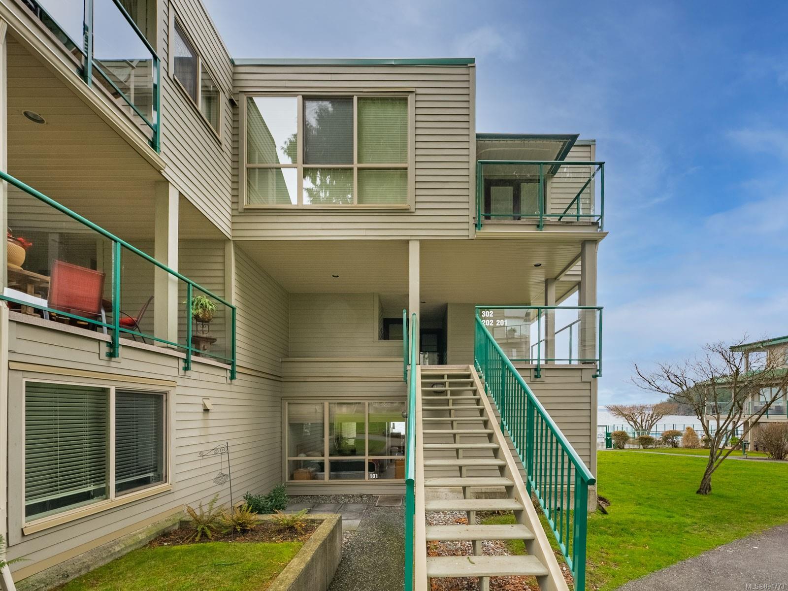 101 3600 Yellow Point Road, Nanaimo, BC, V9G 1E8 891773 Carol