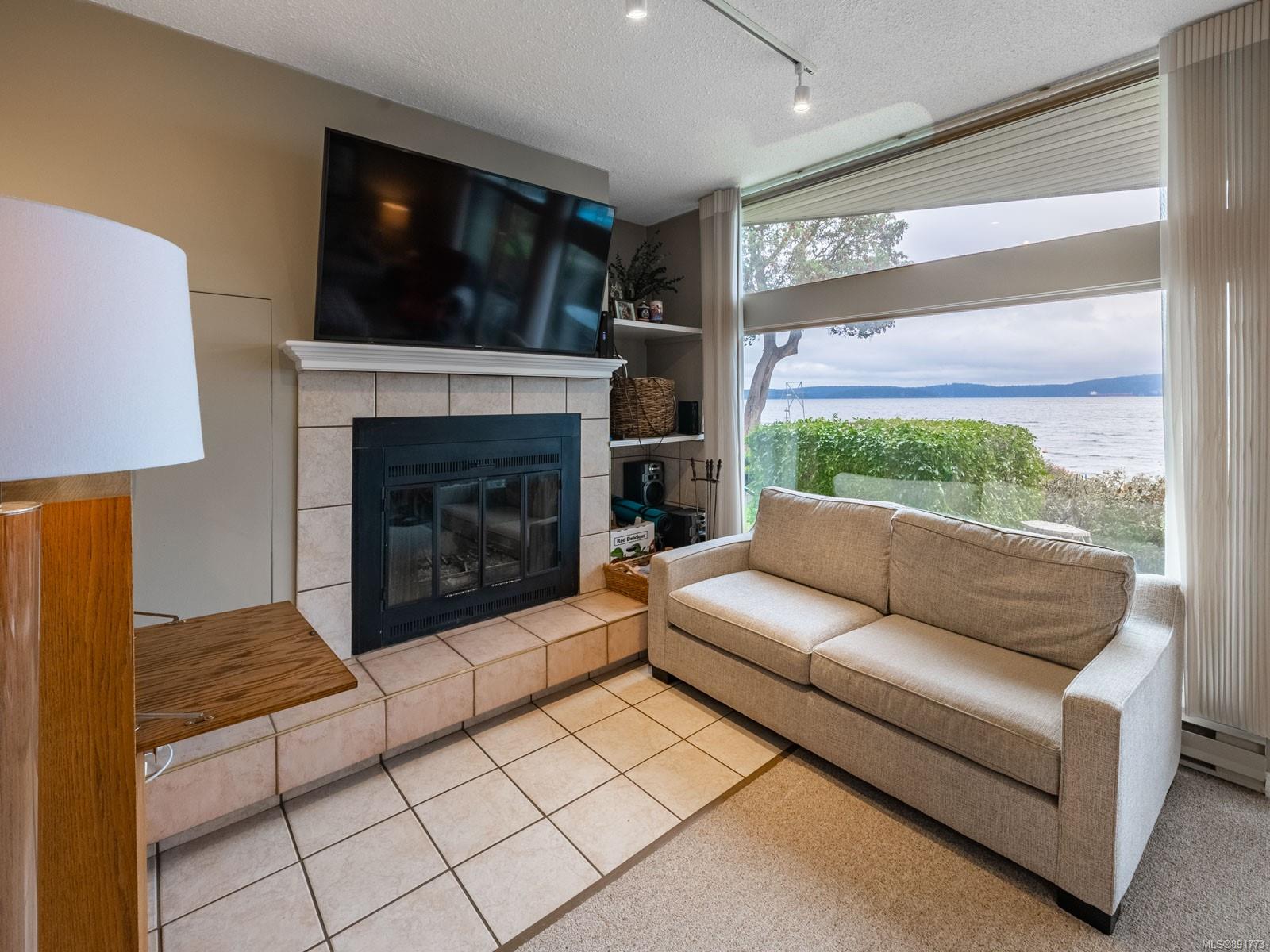 101 3600 Yellow Point Road, Nanaimo, BC, V9G 1E8 891773 Carol