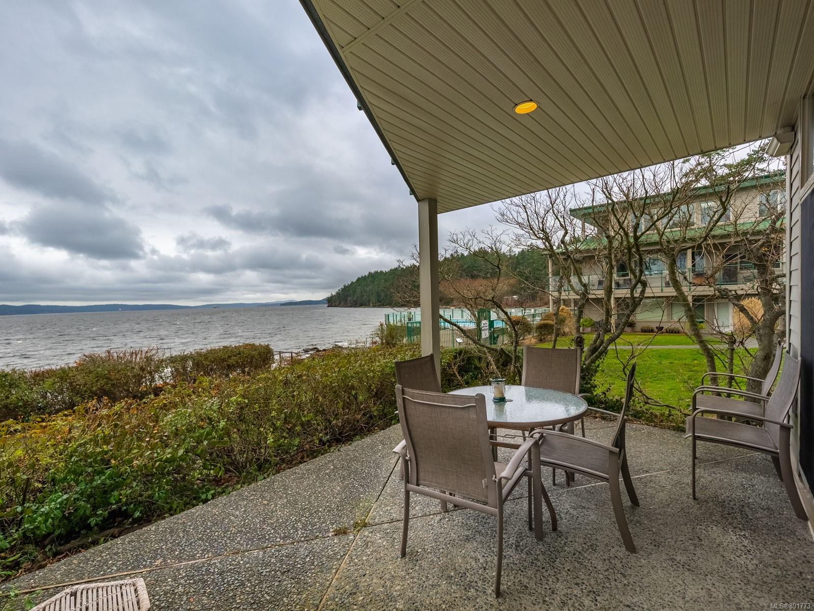 101 3600 Yellow Point Road, Nanaimo, BC, V9G 1E8 891773 Carol