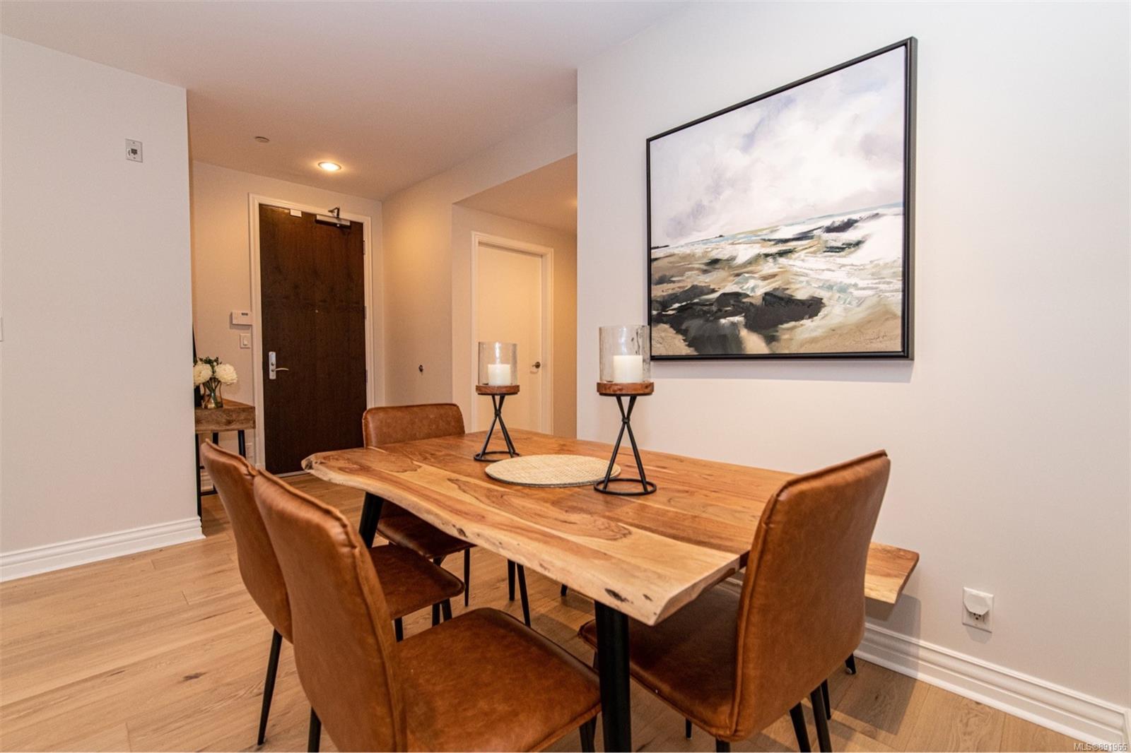 318 1335 Bear Mountain Parkway, Langford, BC, V9B 6T9 891966