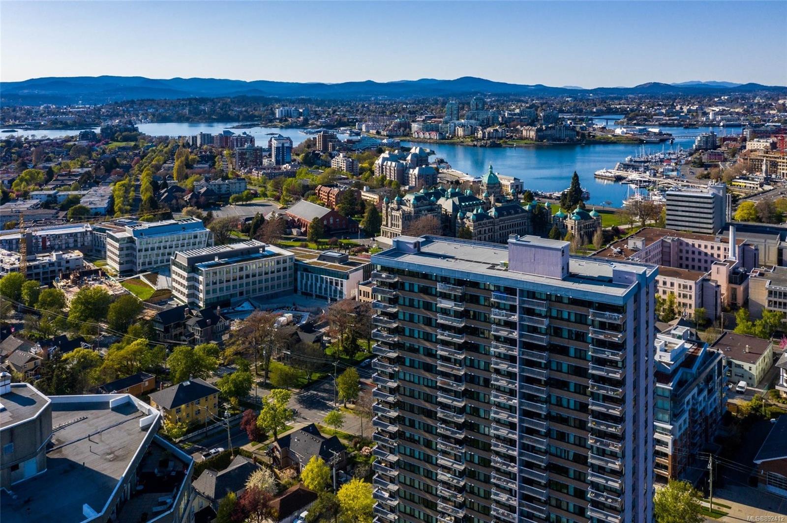 303 647 Michigan Street, Victoria, BC, V8V 2S9 892412 Paul Vandermade