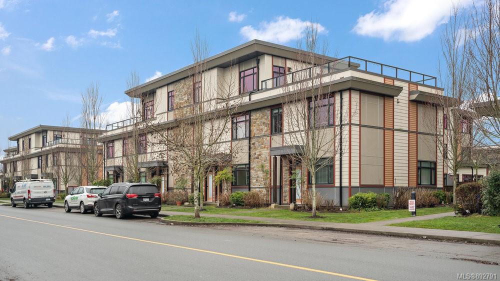 1102 10230 Bowerbank Road, Sidney, BC, V8L 3X4 892791 Gower Smith