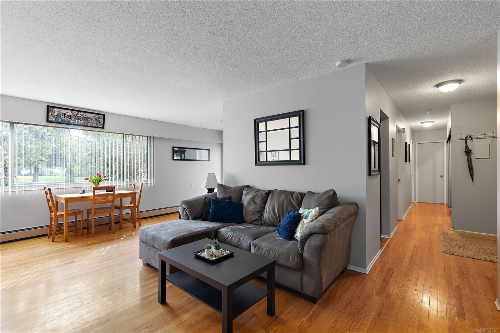 103 3880 Shelbourne Street, Saanich, BC, V8P 4H7 897567 Marten