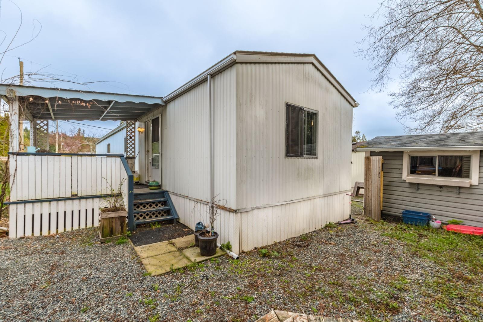 643 Alderwood Drive, Ladysmith, BC, V9G 1R5 899642 Carol Warkentin