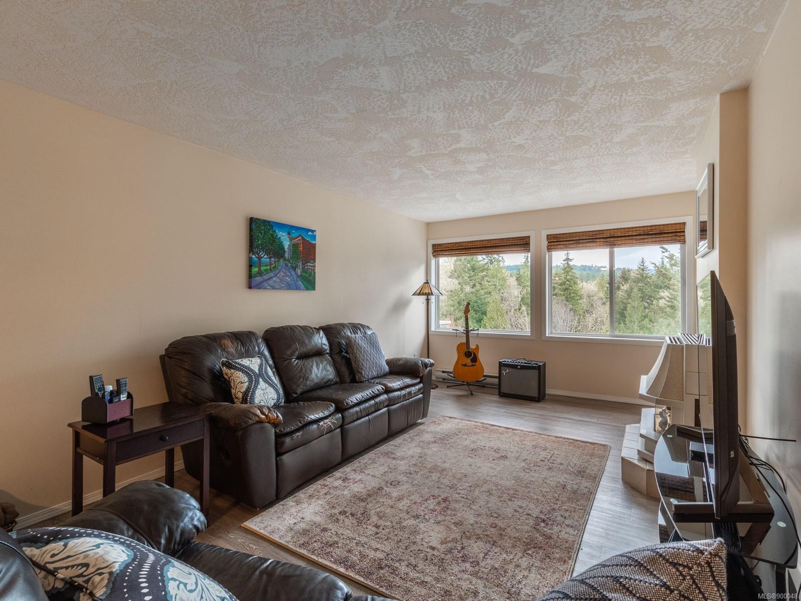 206 1150 Walkem Road, Ladysmith, BC, V9G 1S1 900048 Carol Warkentin and Associates Personal