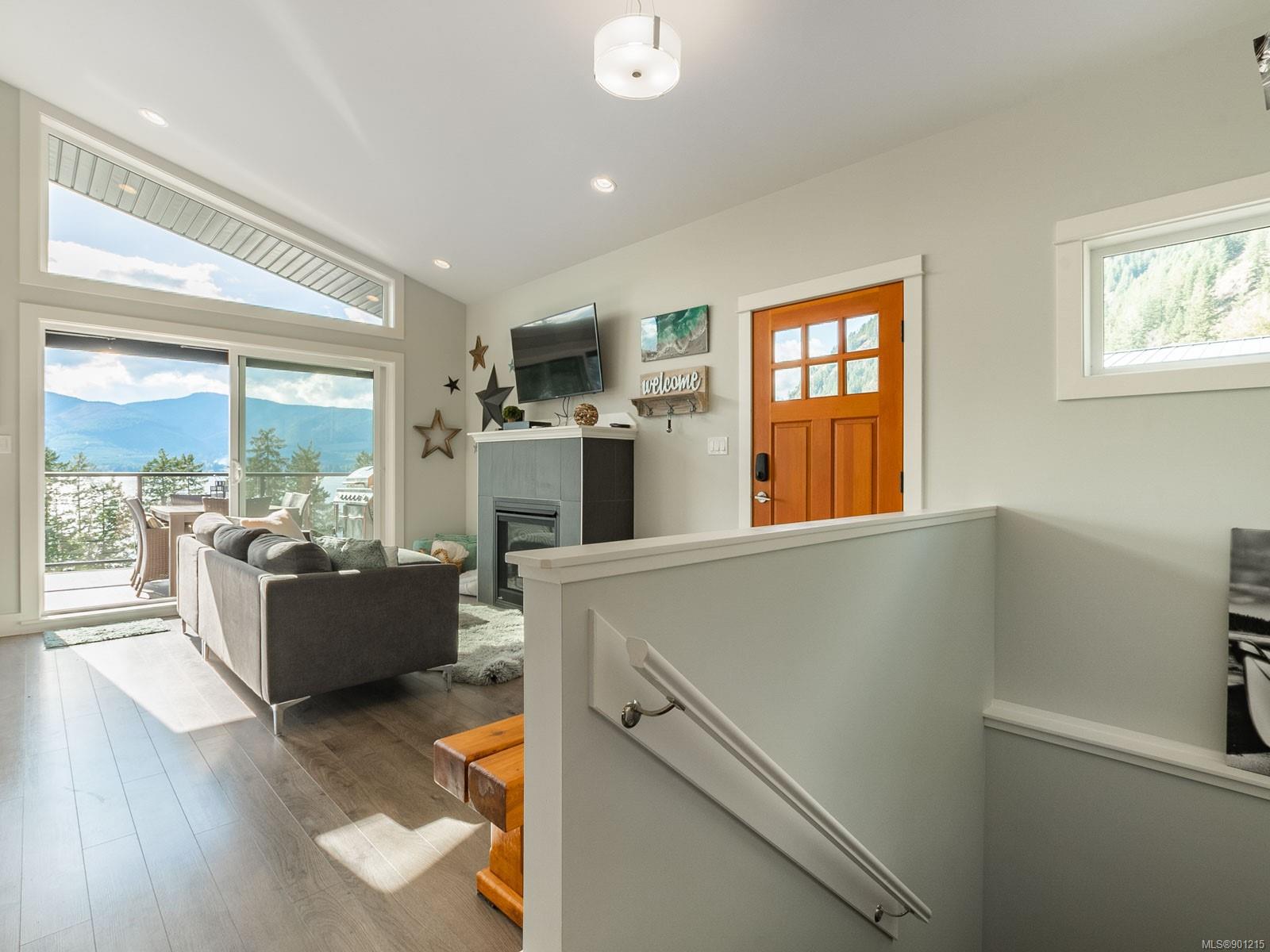 9550 Marble Bay Road, Lake Cowichan, BC, V0R 2G1 901215 Carol