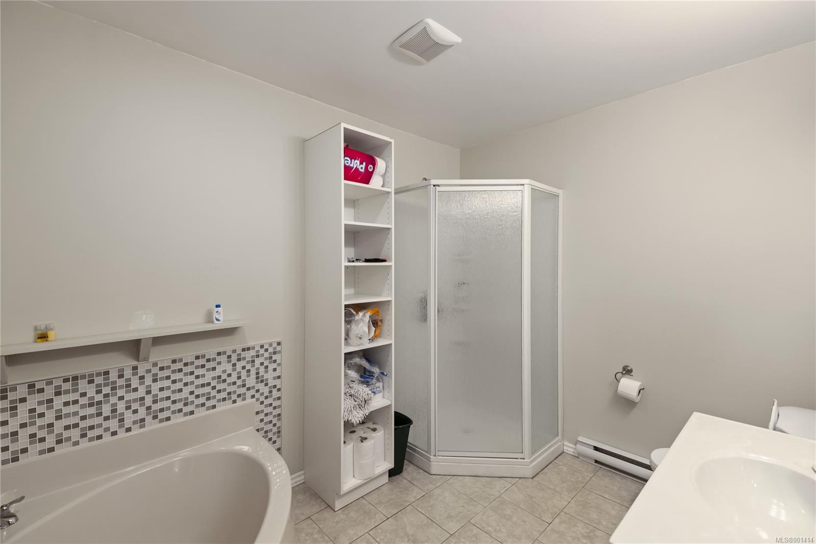 1156 Maple Bay Road, Duncan, BC, V9L 5X1 901414 Per Dahlstrom