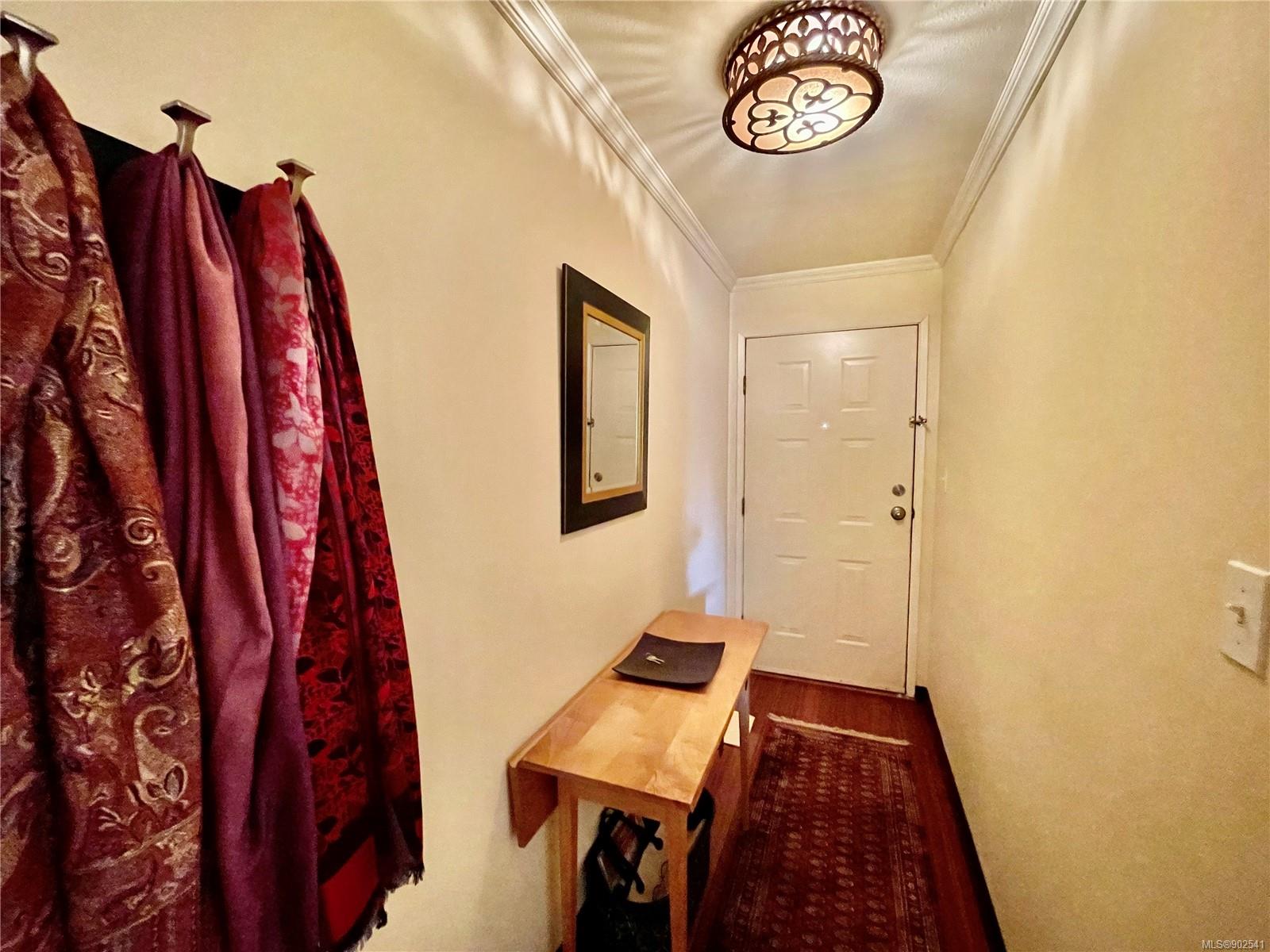 210 282 Birch Street, Campbell River, BC, V9W 2S3 902541 Vanessa