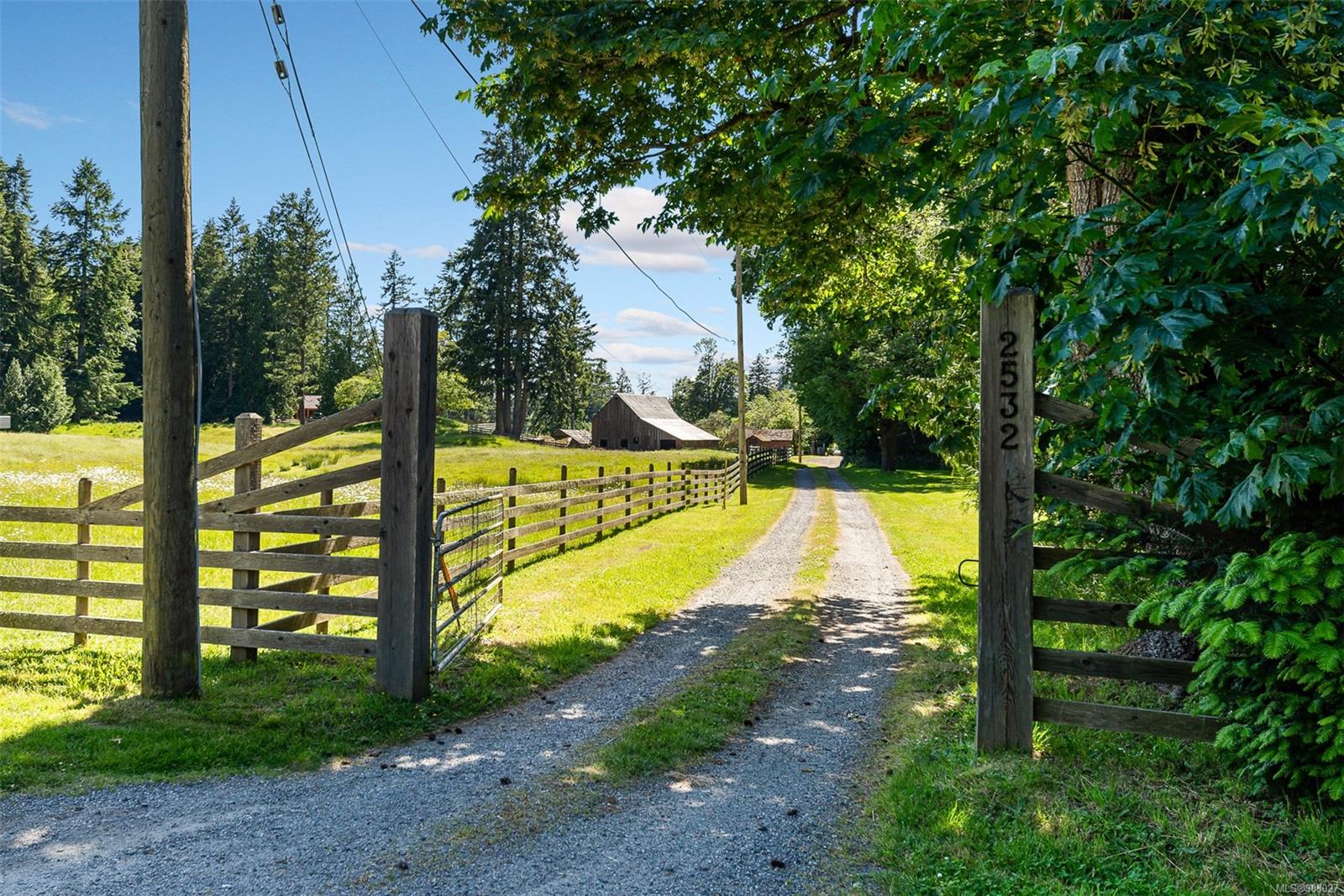 2532 Sooke River Road, Sooke, BC, V9Z 0X8 908027 Paul Vandermade