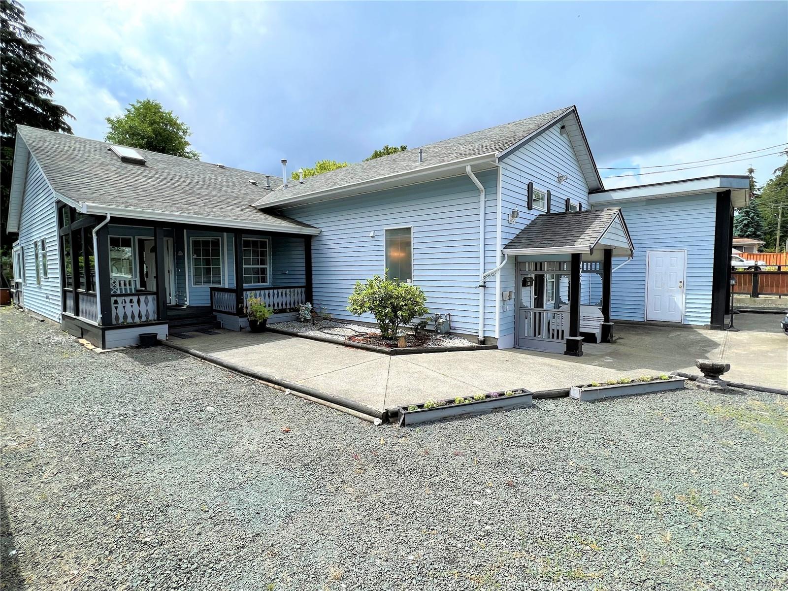 489 Parkway Road, Campbell River, BC, V9W 6C3 909027 Vanessa