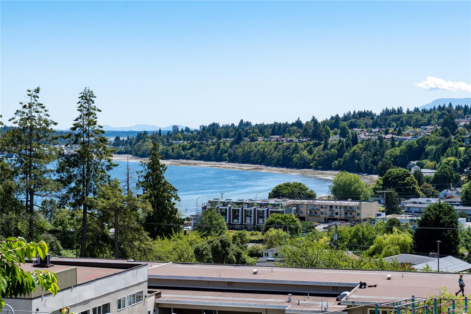 1532 Sherwood Drive, Nanaimo, BC, V9T 1G9 909441 Cody Dreger and