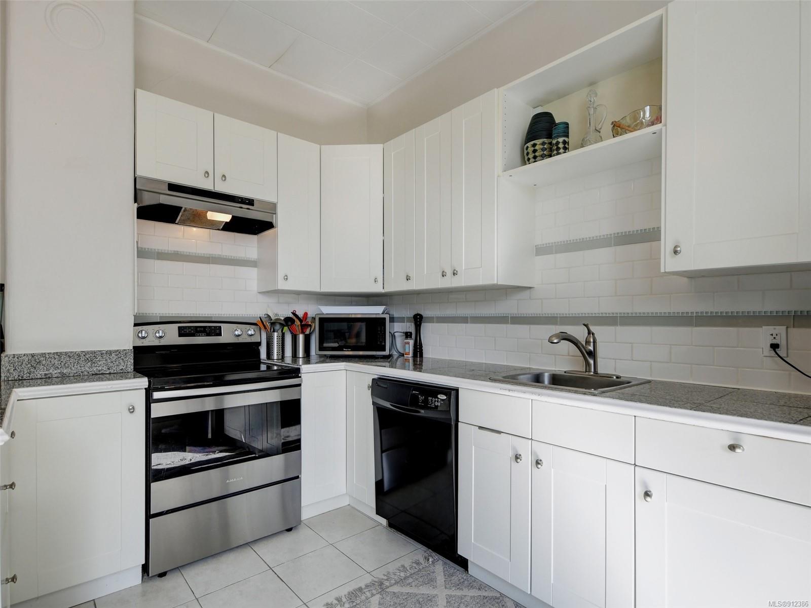 1004 Catherine Street, Victoria, BC, V9A 3V4 912386 Victoria Real