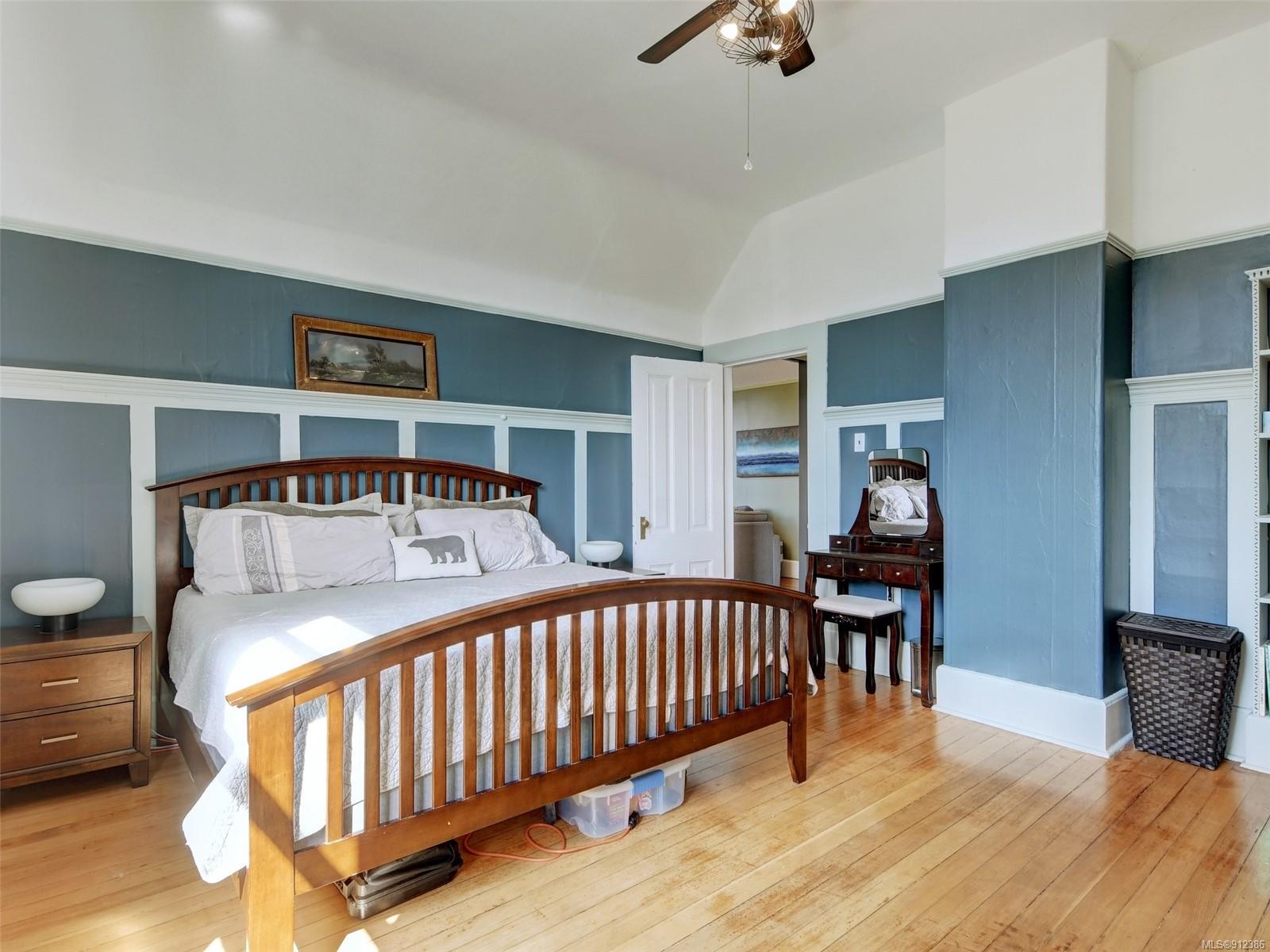 1004 Catherine Street, Victoria, BC, V9A 3V4 912386 Victoria Real