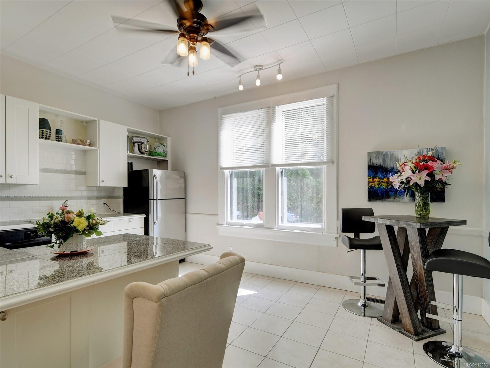 1004 Catherine Street, Victoria, BC, V9A 3V4 912386 Victoria Real