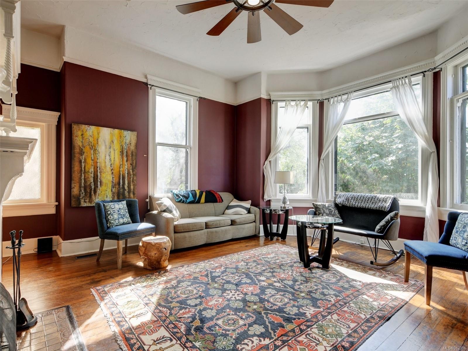 1004 Catherine Street, Victoria, BC, V9A 3V4 912386 Victoria Real