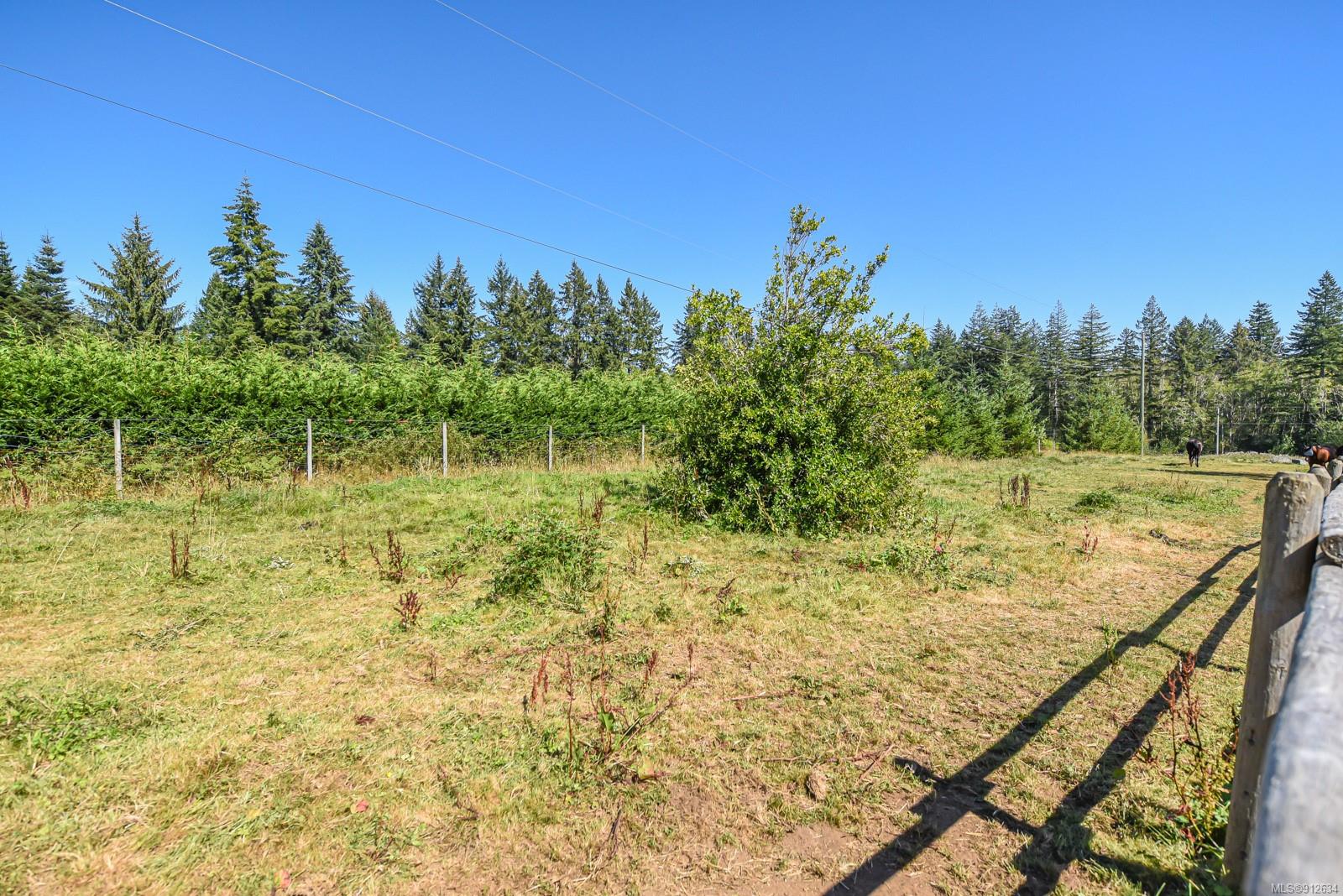 2852 Smith Road, Courtenay, BC, V9J 1M6 912634 Margie Anderson