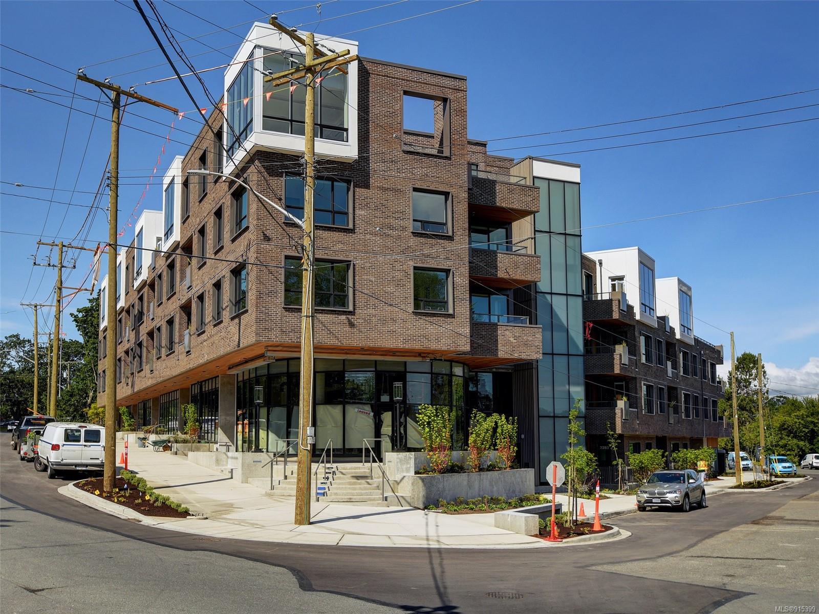 307 2285 Bowker Avenue, Oak Bay, BC, V8R 5G9 915399 Bobby Sparrow