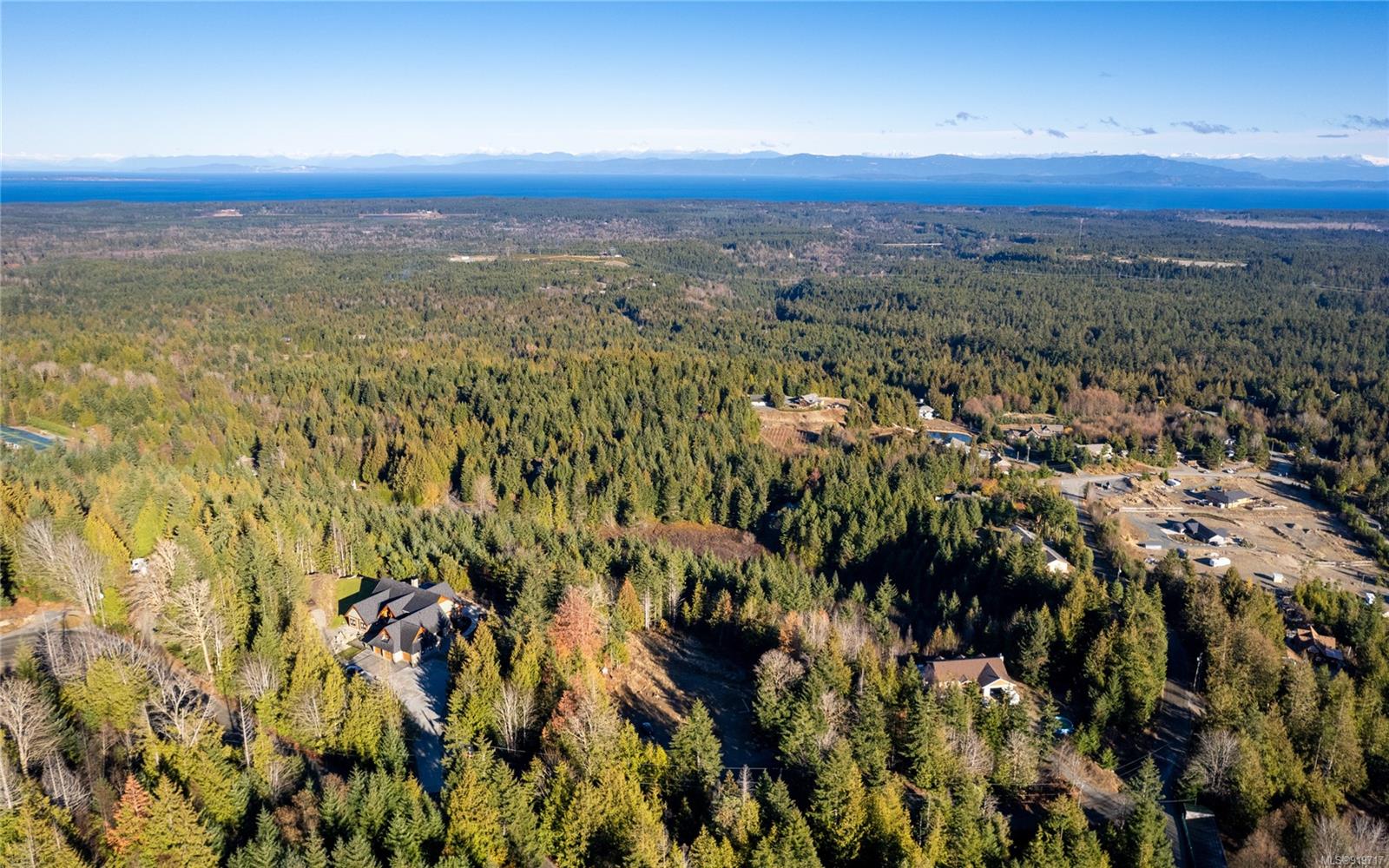 1725 Warn Way, Qualicum Beach, BC, V9K 2S3 919717 Oceanside Life