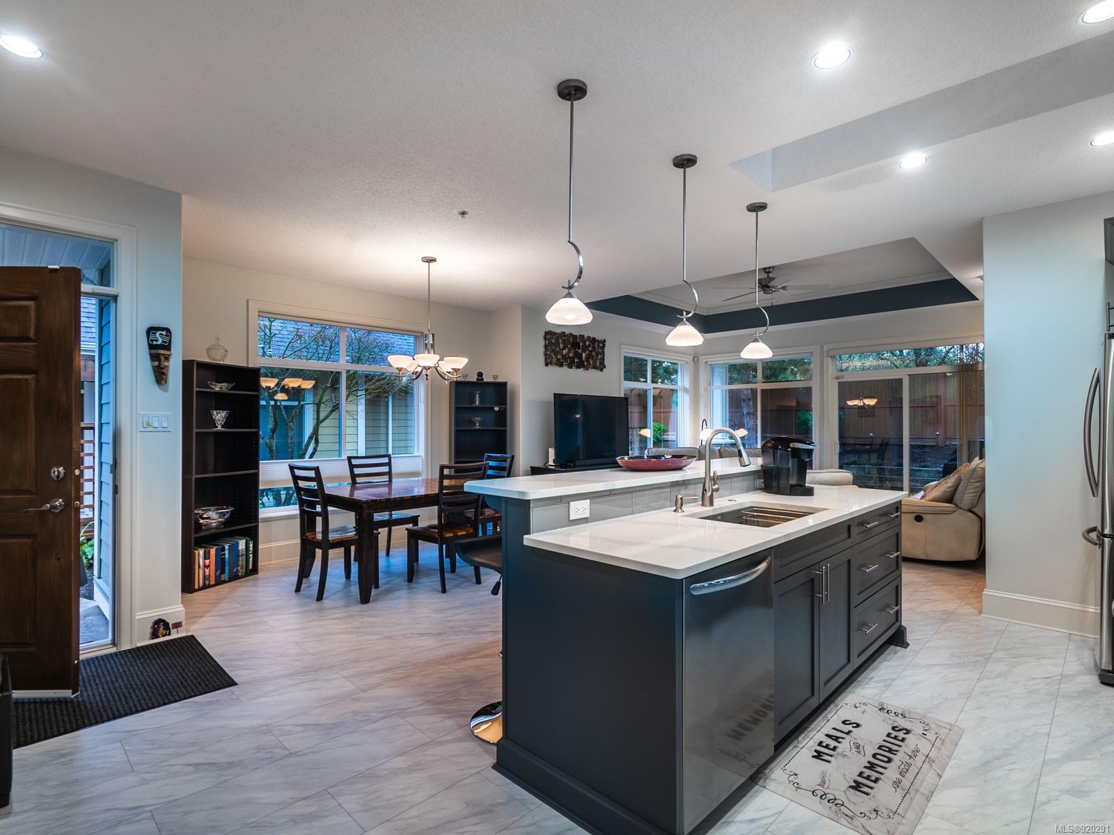 20 447 Pym Street N, Parksville, BC, V9P 2H9 920291 Catherine Mosher