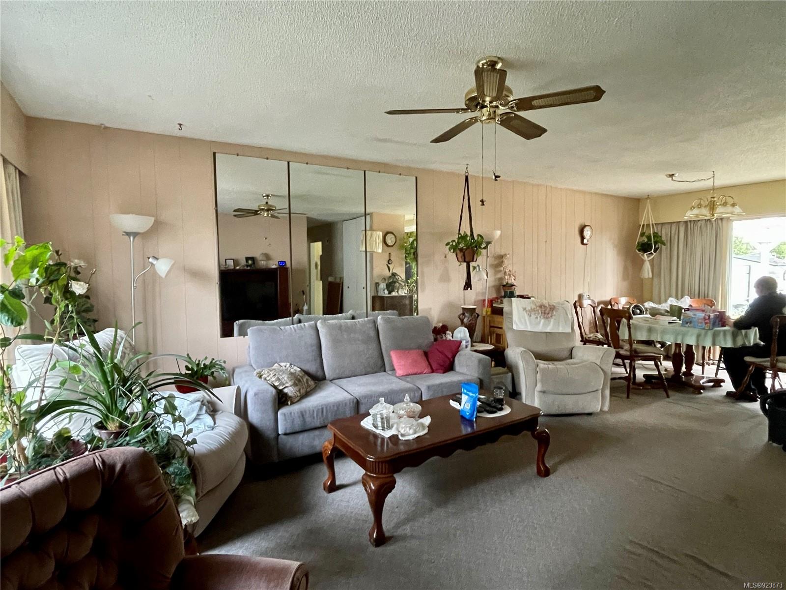 6623 Bell McKinnon Road, Duncan, BC, V9L 6B6 923873 Joseph Goh