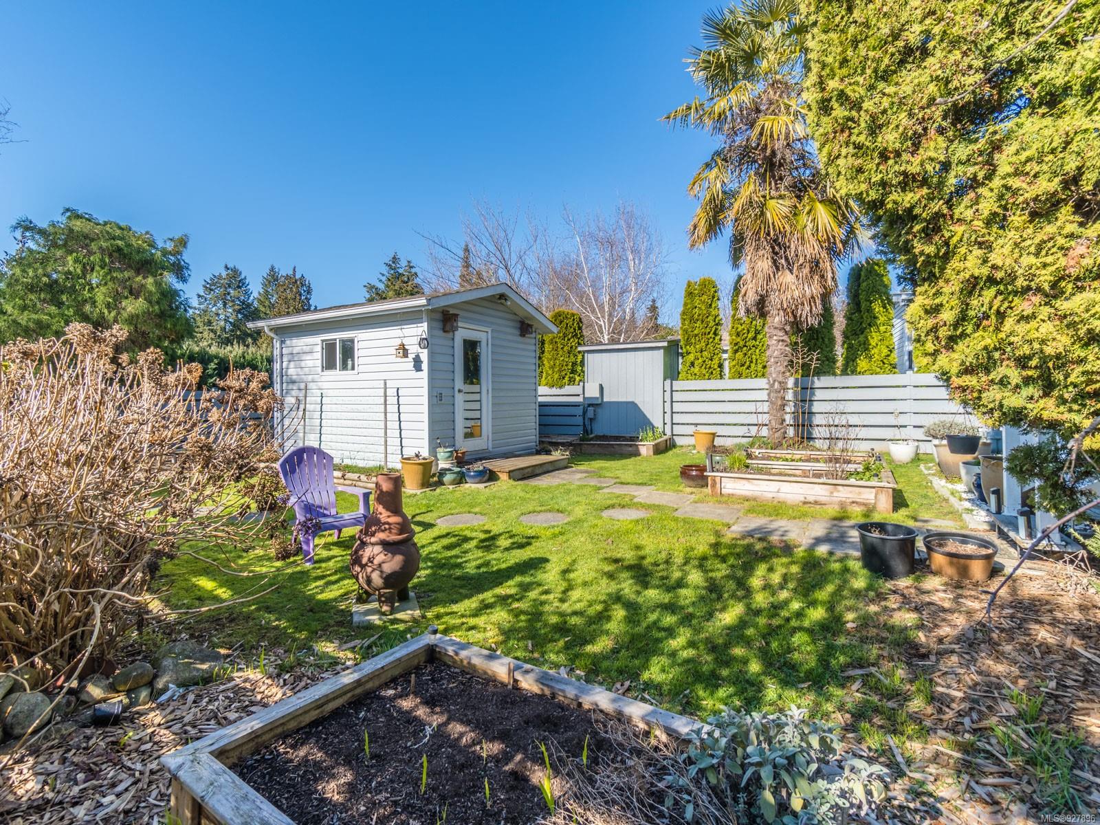 225 2465 Apollo Drive, Nanoose Bay, BC, V9P 9K2 927896 Carol