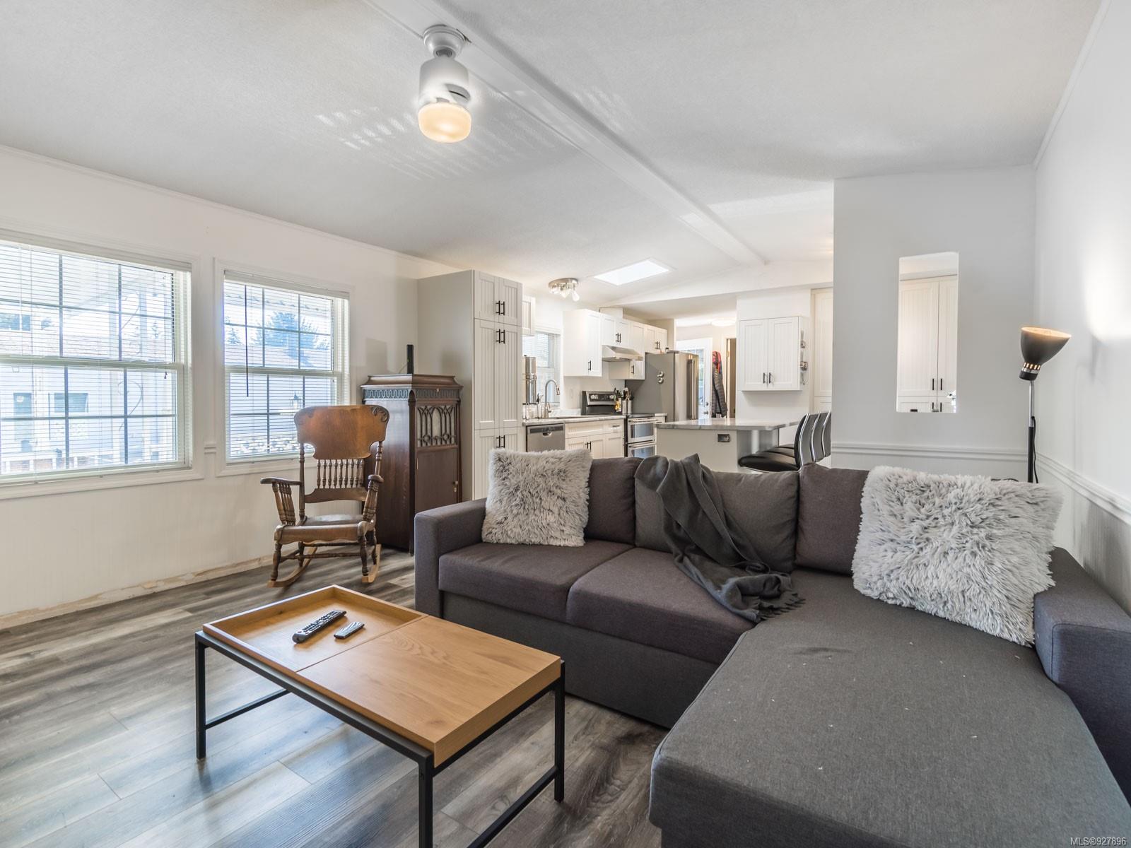 225 2465 Apollo Drive, Nanoose Bay, BC, V9P 9K2 927896 Carol