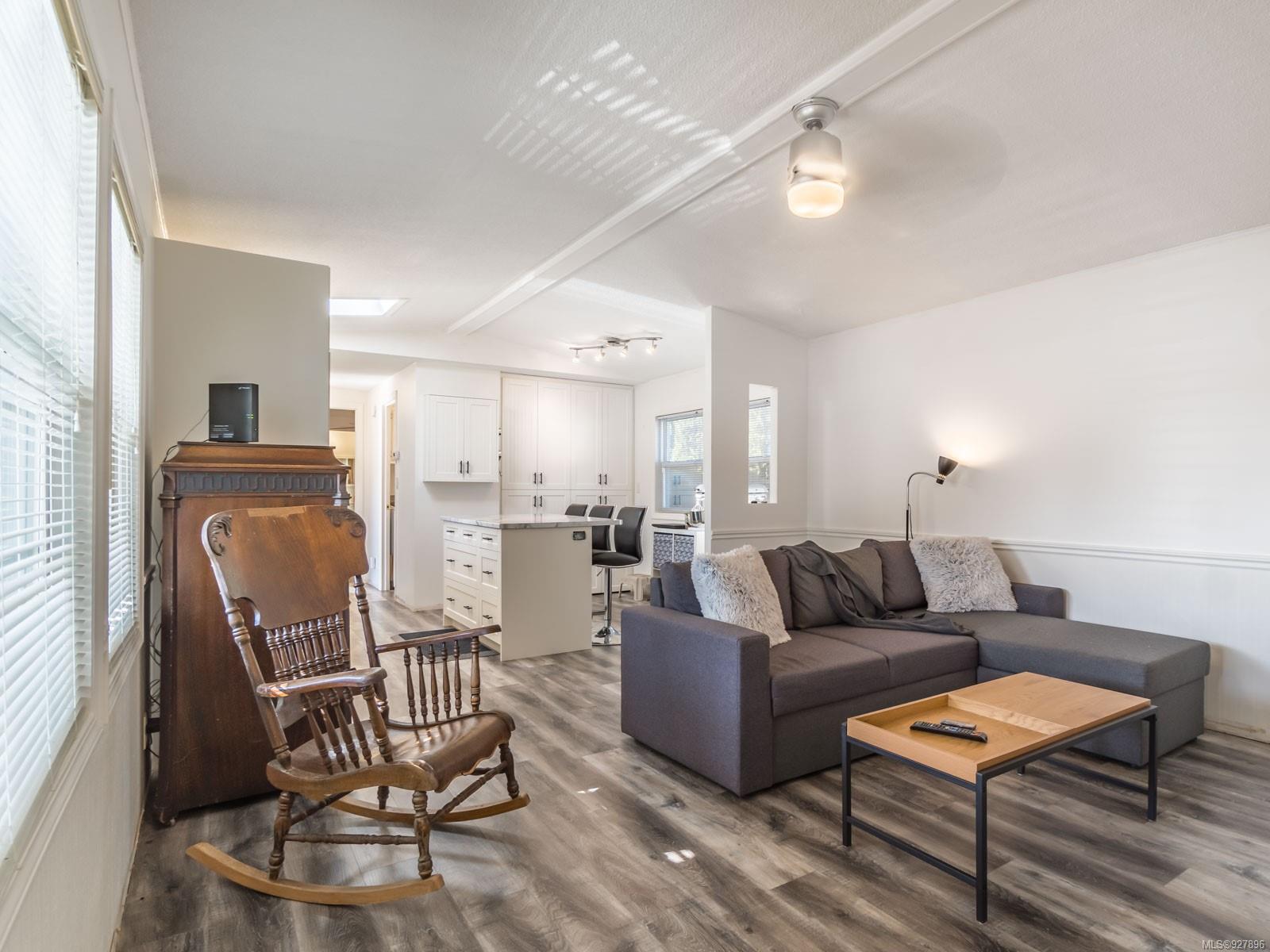 225 2465 Apollo Drive, Nanoose Bay, BC, V9P 9K2 927896 Carol