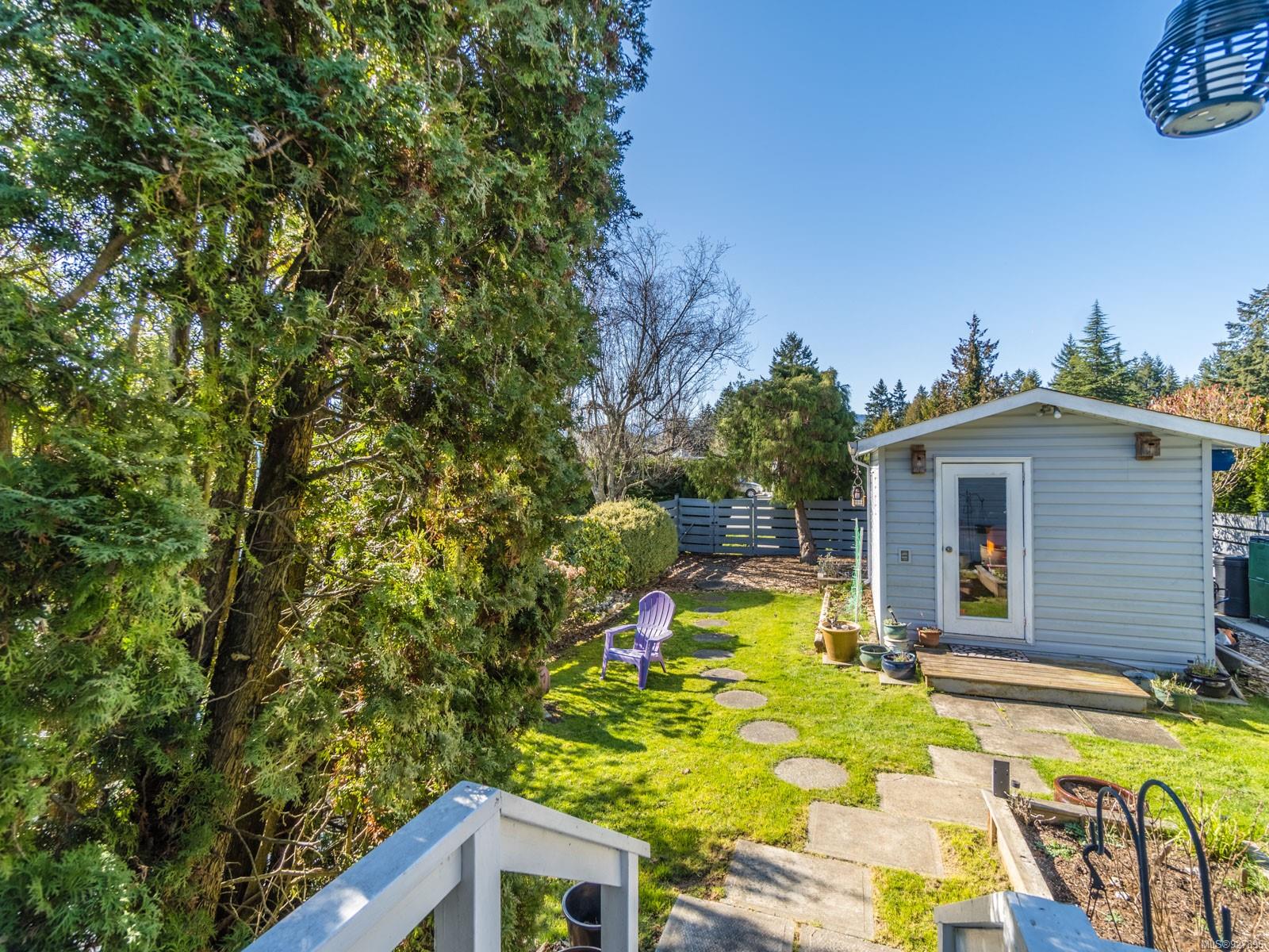 225 2465 Apollo Drive, Nanoose Bay, BC, V9P 9K2 927896 Carol