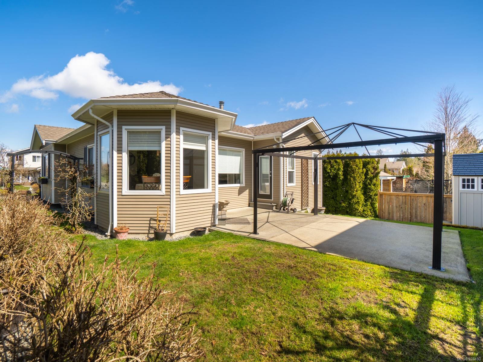 1375 Cedarwood Road, Ladysmith, BC, V9G 2C1 928490 Carol Warkentin