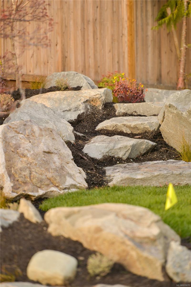 7119 Hagan Road, Central Saanich, BC, V8M 1C4 929070 Miles Takacs