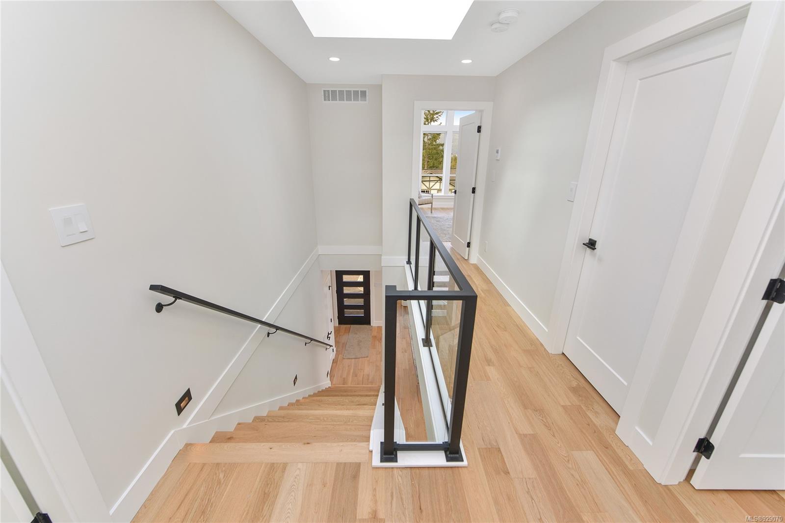 7119 Hagan Road, Central Saanich, BC, V8M 1C4 929070 Miles Takacs