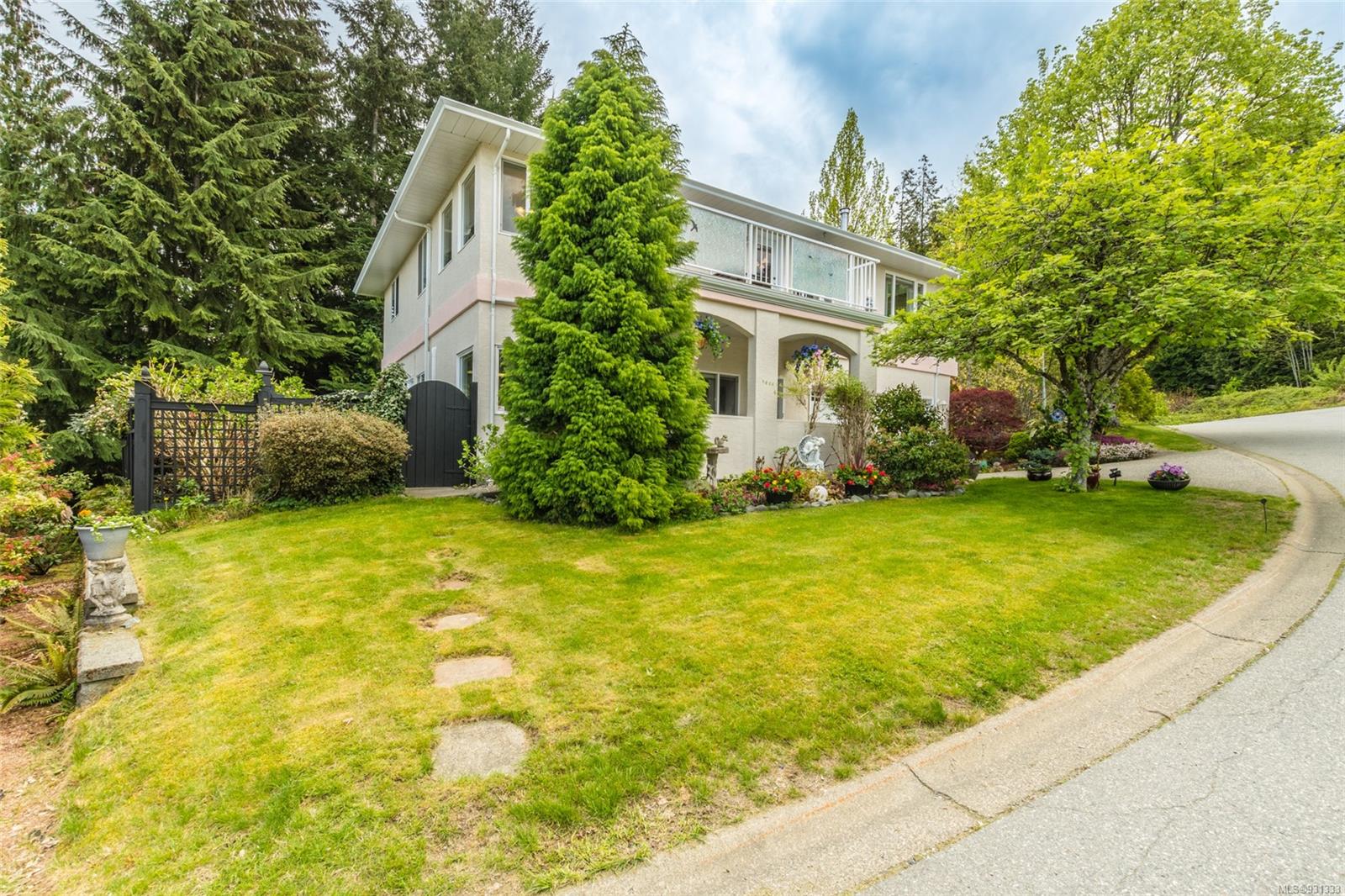 457 Thetis Drive, Ladysmith, BC, V9G 1V9 931333 Carol Warkentin and