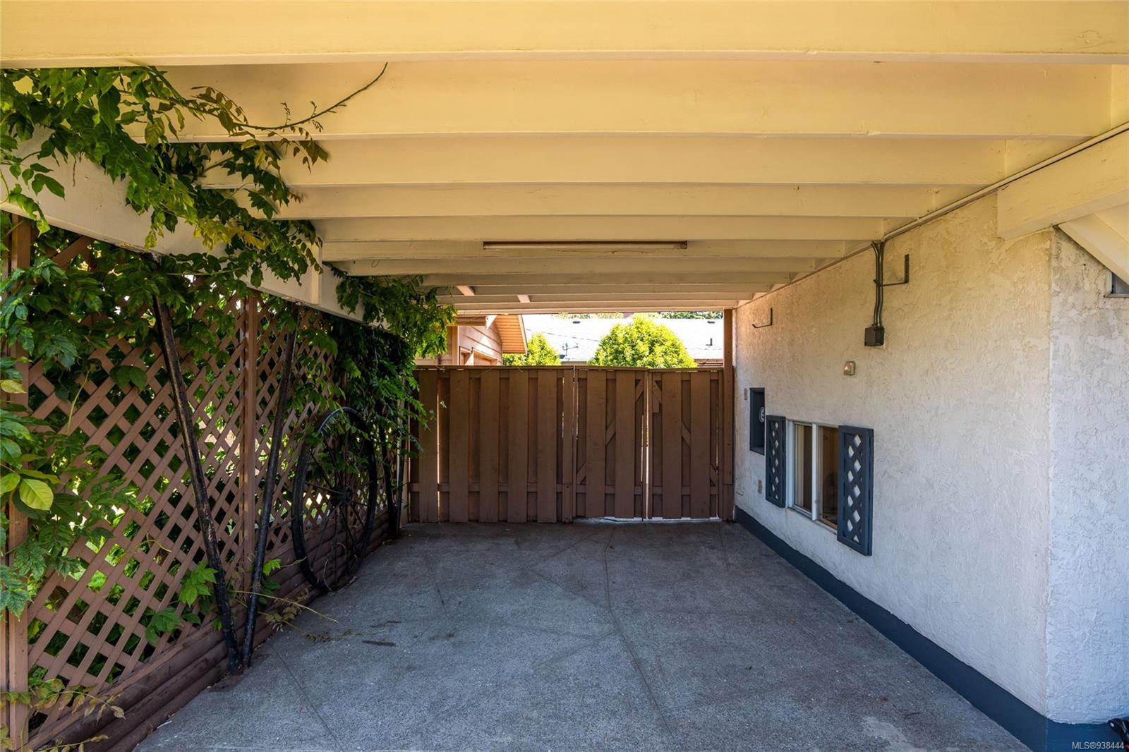 3358 Biscoe Drive, Saanich, BC, V8Z 4P5 938444 Dane Kingsbury Real