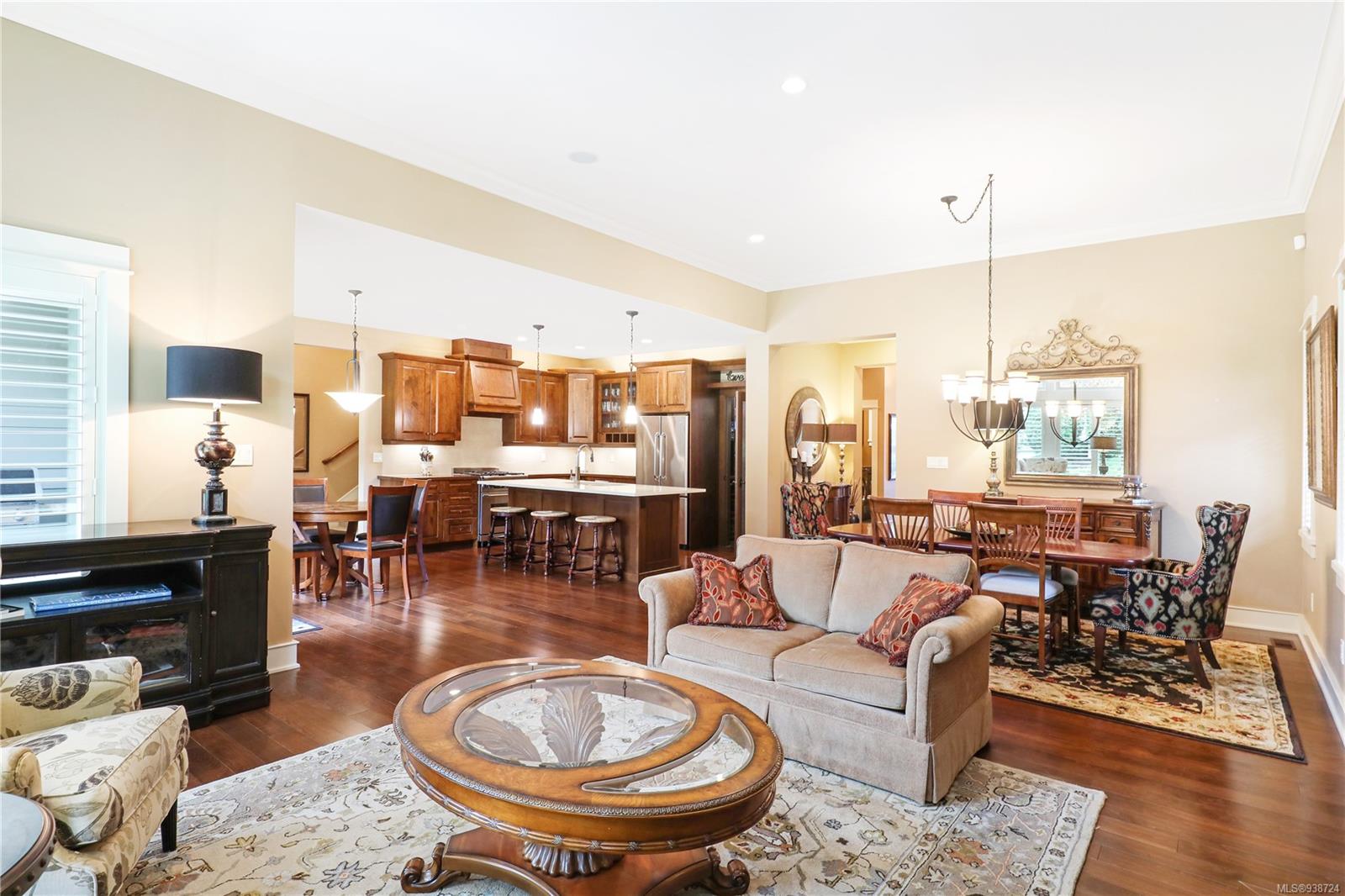 646 Eaglewood Court, Qualicum Beach, BC, V9K 0A3 938724 The Nicklen